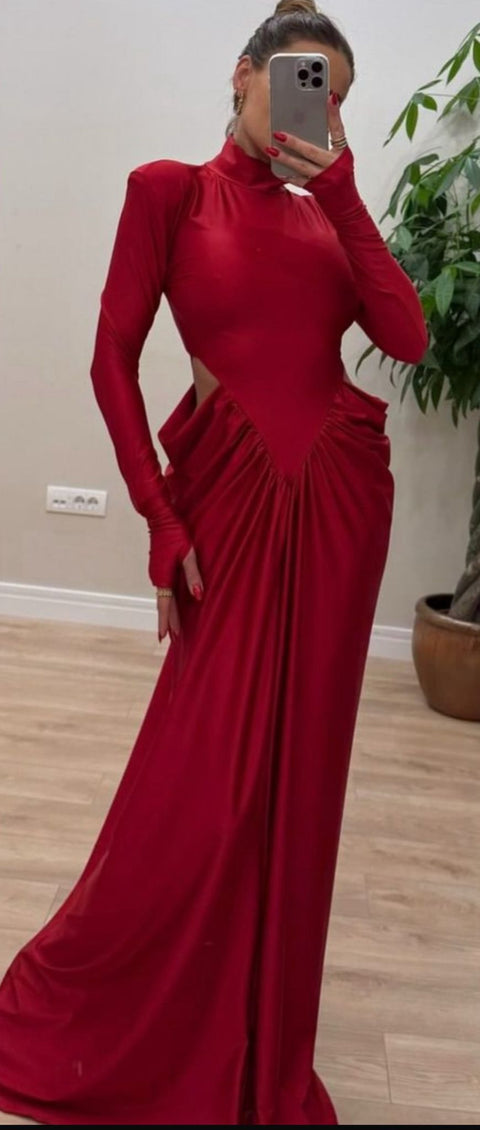 Rochie eleganta rosie modelatoare cu decupaje Afroditta