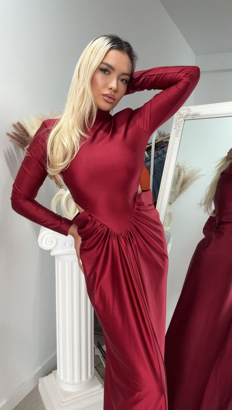 Rochie eleganta bordo modelatoare cu decupaje Afroditta