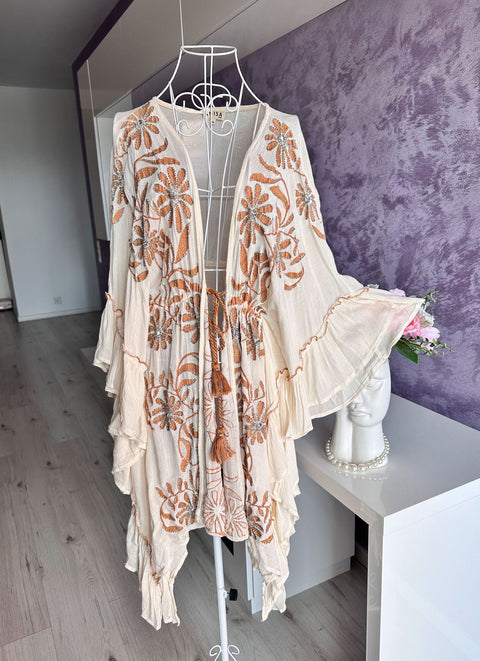 Cardigan  Luxury Cream cu insertii din paiete si ciucuri