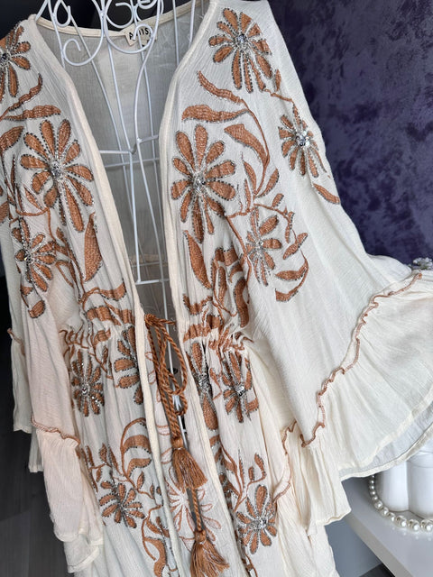 Cardigan  Luxury Cream cu insertii din paiete si ciucuri