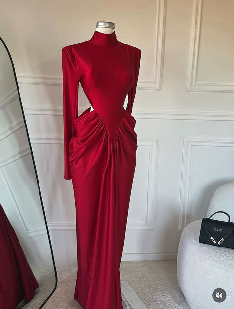 Rochie eleganta bordo modelatoare cu decupaje Afroditta